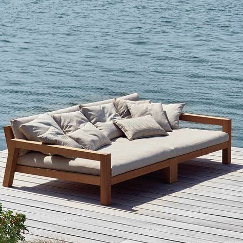 Sofa Daybed, Living Room Drapes, Wooden Sofa Designs, Outdoor Daybed, Balcony Furniture, Outdoor Couch, Outdoor Living Room, Wooden Sofa, Garden Sofa