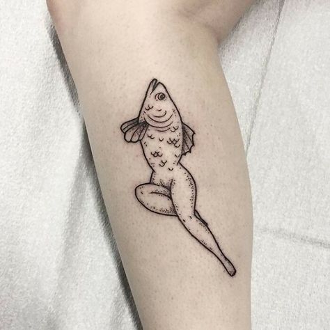 Reverse Mermaid Tattoo Kunst Tattoos, Weird Tattoos, Mermaid Tattoo, Fish Tattoo, Funny Tattoos, Stick And Poke, Aesthetic Tattoo, Dream Tattoos, Dope Tattoos