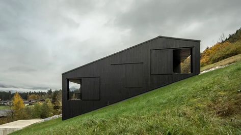 Houses On Slopes, House On Slope, 25 Beautiful Homes, Slope House, Hillside House, Building A Container Home, Architect Design House, Casa Container, Timber Cladding