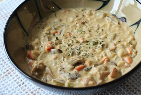 Pheasant with Mushroom & Wild Rice Chowder Mushroom Wild Rice, Pheasant Recipes, Wild Rice Soup Recipes, Rice Soup Recipes, Seared Chicken Breast, Cheesy Chicken Broccoli, Easy Chicken Breast, Crock Pot Recipes, Wild Rice Soup