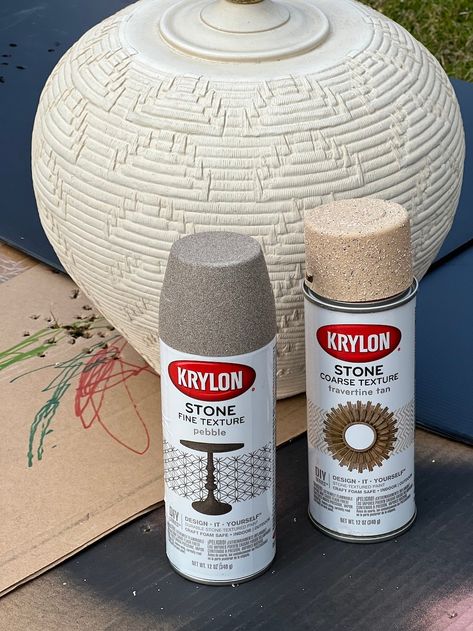 Diy Stone Lamp Base, Stone Spray Paint Lamp, Stone Finish Spray Paint, Spray Paint Ceramic Lamp, Spray Paint Stone Look, Stone Look Spray Paint, Diy Concrete Lamp Base, Lamp Redo Ideas, Stone Lamp Diy