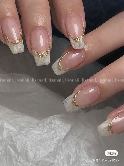 Elegant Touch Nails, Nails Bridesmaid, Nails For Bride, Wedding Nails Glitter, Casual Nails, Classy Acrylic Nails, Pretty Gel Nails, Wedding Nails For Bride, Nails Glitter