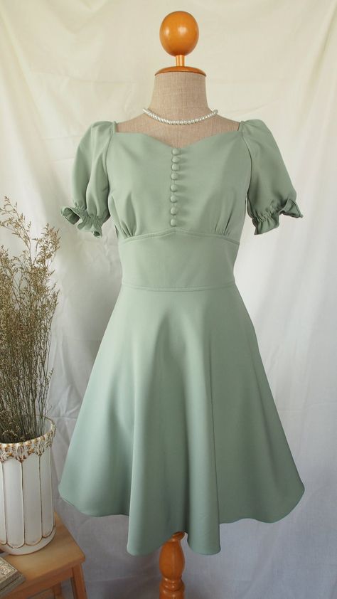 Sage Green Outfits For Women, Homecoming Dresses Modest, Sundress Party, Sage Green Bridesmaid, Mint Green Bridesmaid Dresses, Dress Sage Green, Delicate Dress, Dark Red Dresses, Summer Palette