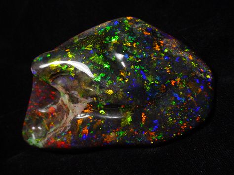 Andamooka matrix opal Opal Australia, Australian Black Opal, Matrix Opal, Crystal System, Rainbow Opal, Types Of Opals, Cool Rocks, Jewelry Post, Beautiful Rocks