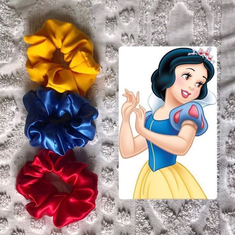 Disney Scrunchies, Scrunchies Business, Princess Inspired, Head Bands, Princess Art, Cute Disney, Scrunchies, A R, Pom Pom