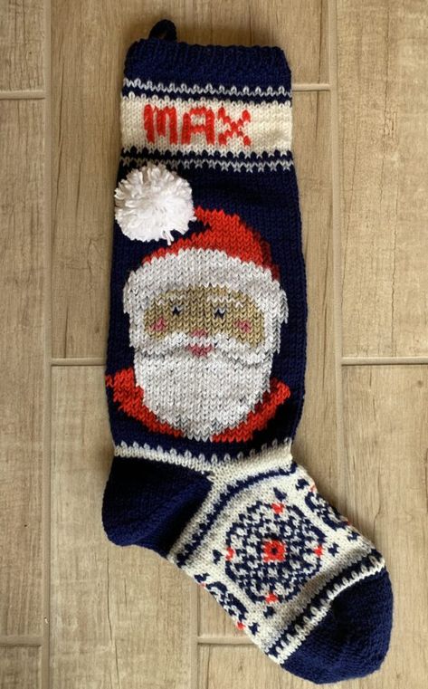 Knitted Christmas Stocking Patterns Free, Christmas Stocking Pattern Free, Knitted Christmas Stocking Patterns, Baby Christmas Stocking, Stocking Pattern Free, Knitted Santa, Christmas Knitting Patterns Free, Christmas Stockings Diy, Holiday Knits