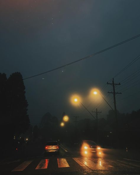 Took some awesome photos today in Katoomba 🖤 Help me to pick a favorite ❤️ #photo #photography #art @visitnsw #moody Moody City Photography, Film Photography Dark, Moody Night Photography, Moody Vibes Aesthetic, Moody Pic, Monday Aesthetic, Midnight Aesthetic, Nostalgic Photography, Moody Aesthetic