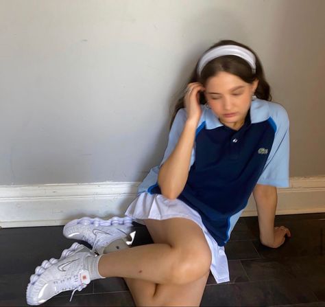 Polo Shirt Outfits, Polo Outfit, School Uniform Fashion, Outfits Dress, Uniform Fashion, Young Fashion, Preppy Outfits, Looks Vintage, Outfits Aesthetic