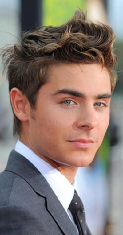 You can kind of tell what someone is attracted to just by how they react. Like even though I am heterosexual, my gut reaction to feminineness from the neck up is *blah* or *ugh*. Up close Zach Efron's face is *ugh* to me. His picture comes off as cute but *ugh* feminine. I am #heterosexual, but I am #homoromantic.  Continuation of:  . Zac Efron 2010, Zac Efron Baywatch, Zac Efron Hair, Zac Efron Pictures, Mens Messy Hairstyles, Zach Efron, Messy Bob Hairstyles, Hair Styles 2017, Zac Efron