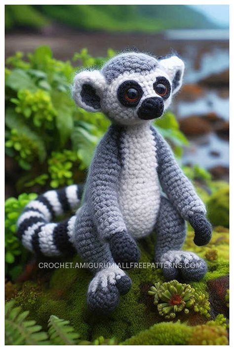 Amigurumi Lemur Crochet Free Pattern Crochet Lemur Free Pattern, Gorilla Crochet Pattern Free, Lemur Crochet, Crochet Decorations, Crochet Critters, Knit Rug, Knit Projects, Knitting Patterns Toys, Crochet Animal