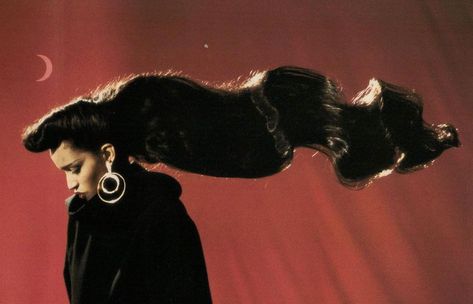 farida khelfa by jean paul goude for azzedine alaia f/w 1985 Farida Khelfa, Jean Paul Goude, Eren Aot, Azzedine Alaia, Pics Art, Photography Inspo, Art Reference Photos, Jean Paul, Dark Fantasy