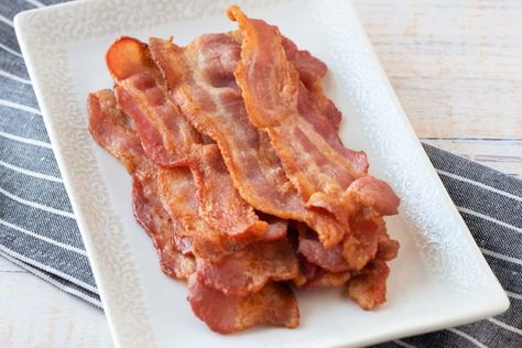 Oven Fried Bacon, Sandwich Blt, Toaster Oven Recipes, Bacon In The Oven, Cooking Bacon, Baked Bacon, Best Bacon, Fries In The Oven, Oven Recipes