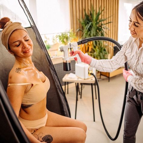 Spray Tan Artists Reveal What You Should Never Do Before (Or After) A Spray Tan — HuffPost Spray Tan Before And After, Tan Before And After, Anthony Varrecchia, Natural Spray Tan, Spray Tan Artist, Too Hot To Handle, Silver Foxes, Spray Tan, Patrick Dempsey