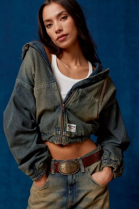 Urban Outfitters Fall, Urban Outfitters Jacket, Jean Jacket Outfits, Hooded Denim Jacket, Jean Jacket Women, Outfit Inspo Fall, Denim Outfit, Jacket Outfits, Zip Up