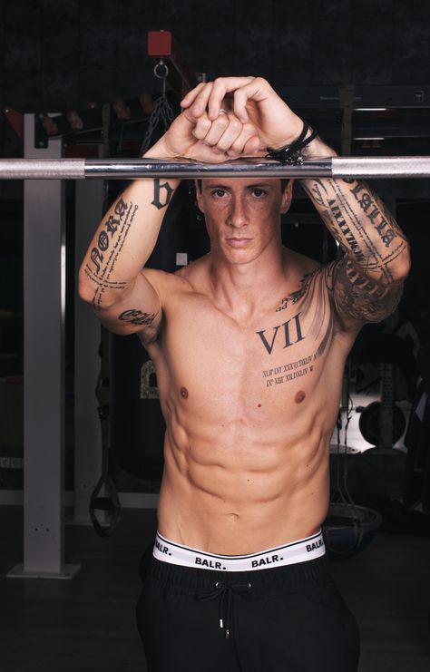 Fernando Torres Wife, Chelsea Vs Barcelona, Torres Tattoo, African Sleeve Tattoo, Voll Arm-tattoos, Tatoo 3d, Ripped Abs, Toned Abs, Tattoo Meaning