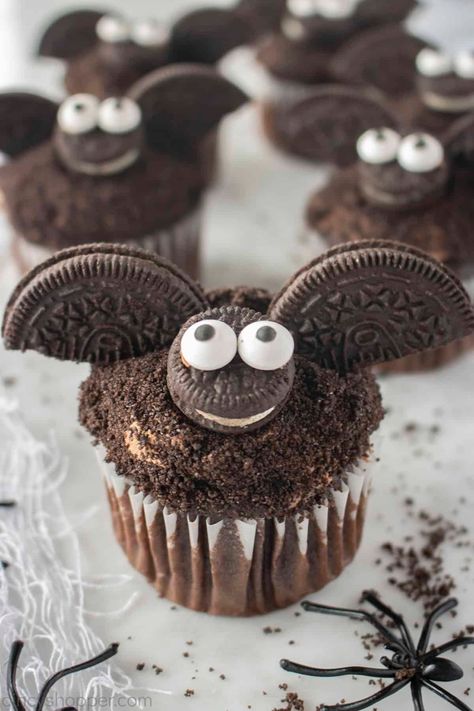 Bat Cupcakes - CincyShopper Homemade Chocolate Buttercream Frosting, Oreo Cupcake Recipe, Cherry Fluff, Raspberry Cream Pies, Fun Halloween Desserts, Cupcakes Halloween, Bat Cupcakes, Store Bought Frosting, Halloween Food Treats