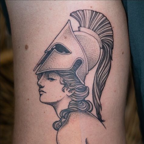 Artemis Tattoo, Athena Tattoo, Roman Tattoo, First Tattoo Ideas, Spartan Tattoo, Medieval Tattoo, Statue Tattoo, Greek Mythology Tattoos, Muster Tattoos