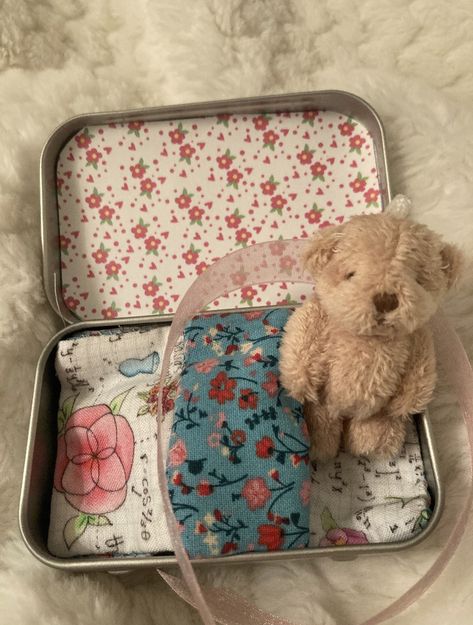 Hug Teddy Bear, Teddy Bear Bedroom, Pet Bear, Worry Pet, Worried Kids, Bear Bed, Matchbox Crafts, Small Teddy Bears, Comfort Gifts