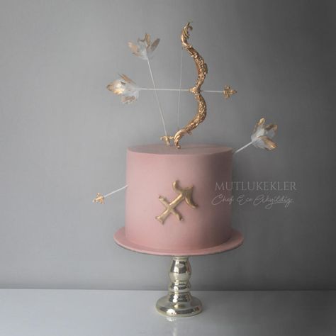 sagittarius  by Ece Akyildiz Sagittarius Cake Ideas, Sagittarius Birthday Cake, Queens Birthday Cake, Birth Cakes, Sagittarius Baby, 19th Birthday Cakes, 22nd Birthday Cakes, Cake Purple, 25th Birthday Cakes