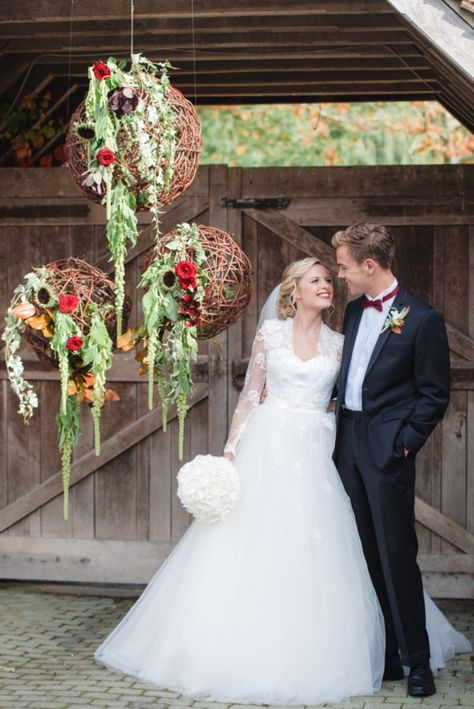 Hanging Flower Ball, Hanging Flower Balls Wedding, Flowers Hanging From Beams Wedding, Circle Flower Chandelier Wedding, Wedding Hanging Wreath Flower Chandelier, Ideas Casamiento, Wedding Gift List, Rustic Luxe, Burlap Decor