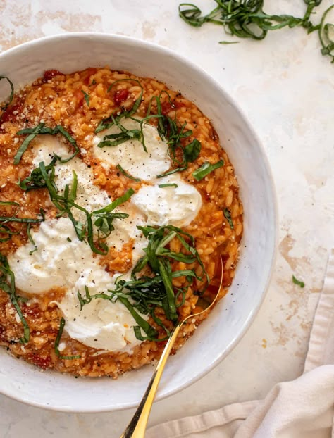 Tomato Risotto With Burrata, Farro Risotto Recipes, Simple Dishes Dinner Ideas, Summer Risotto Recipes, Recipes With Roasted Tomatoes, Recipes With Burrata, Burrata Risotto, Dinner For Boyfriend, Winter Risotto