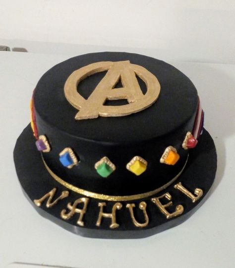 Easy Iron Man Cake, Marvel Cakes Birthday, Marvel Birthday Cake Avengers, Black Widow Cake Ideas, Marvel Themed Cake, Marvel Bday Cake, Simple Avengers Cake, Marvel Cakes For Boys, Avenger Birthday Cake