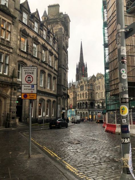 Eidenburgh Scotland, Living In Edinburgh, Edenborough Scotland, Uni Of Edinburgh, University Of Edinburgh Aesthetic, Edinburgh University Aesthetic, Edinburgh England, Scotland Cities, Edinburgh Scotland Aesthetic