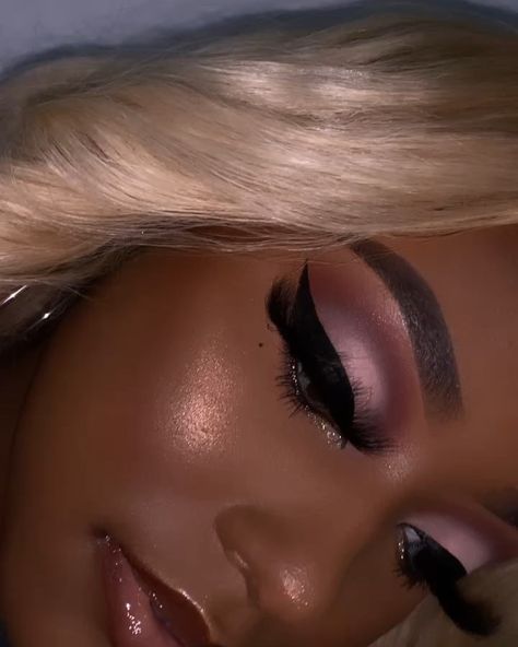 Sweet 16 Makeup, Nude Eye Makeup, Rosa Make-up, Pageant Makeup, Birthday Makeup Looks, Makeup Tutorial Foundation, Make Up Tutorials, Prom Eye Makeup, Prom Makeup Looks