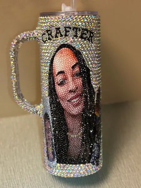 TJsCustomHandcrafts - Etsy Light Up Tumbler Tutorial, Tumblers Bling, Tumbler Cups Glittery, Bling Yeti Cup, Jewelry Tumblers, Bling Mugs For Men, Tumbler Wine Rhinestone, Diamond Plated Tumbler, Bad Bunny Rhinestone Tumbler