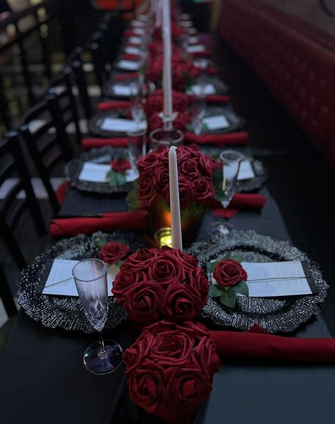 Dark Red And Black Theme Party, Red And Black Wedding Reception Decor, Black And Red Halloween Wedding Decorations, Vampire Wedding Centerpieces, Black And Red Skull Wedding, Emerald Green Gothic Wedding, Red And Black Wedding Theme Outside, Gothic Theme Party Decoration, Black And Red Quinceanera Decorations