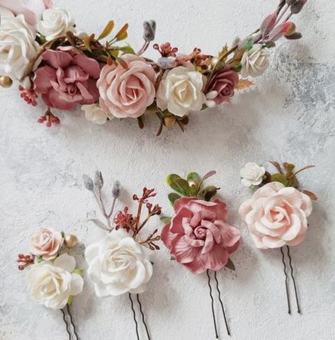 Rein Fair, Dusty Wedding, Cats Wedding, Gold Flower Crown, Crown Tutorial, Rose Headpiece, Ribbon Flowers Bouquet, Ribbon Flowers Diy, Diy Lace Ribbon Flowers