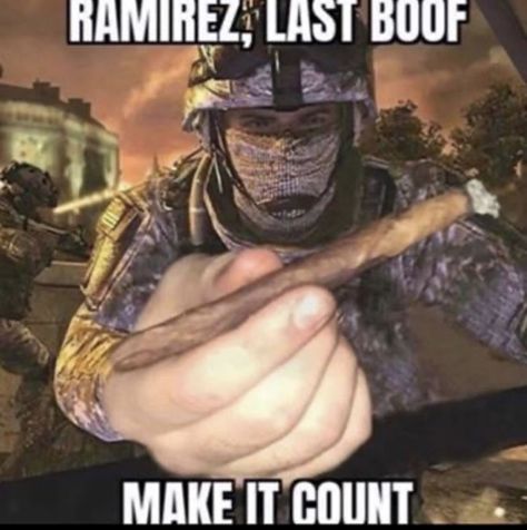 Call Of Duty Memes Funny, Cod Mw2, Modern Warfare Game, Cod Memes, Call Of Duty World, Army Humor, Hot Army Men, Call Off Duty, Call Of Duty Ghosts