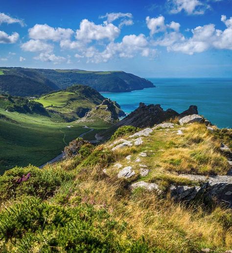 Coastal Photos, Sea Scapes, Landscape Reference, Uk Trip, England Trip, South West Coast Path, Beautiful Countryside, Devon And Cornwall, Silver Sea