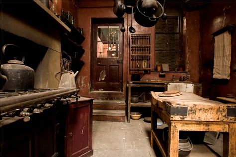 Number 12 Grimmauld Place, Deathly Hallows Part 1 Picture Of Harry Potter, Harry Potter Interior, 12 Grimmauld Place, Slytherin Locket, Harry Potter Kitchen, Grimmauld Place, Harry Potter Wiki, Dolores Umbridge, Deathly Hallows Part 1