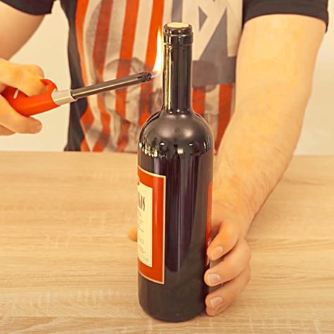 Open Wine, A Bottle Of Wine, Party Hacks, Bottle Of Wine, Wine Opener, Wine Bottles, No Way, Bottle Opener, Red Wine