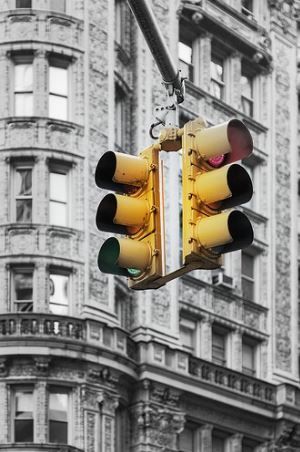 New York Buildings, Mos Def, Traffic Signal, Traffic Lights, Nyc Photography, Traffic Light, Mood Board Fashion, New York Street, Street Light