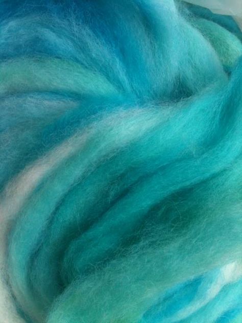 Alpaca Roving Trend Photography, Turquoise Aesthetic, Foto Macro, Feelin Groovy, Crush Advice, Vert Turquoise, Shades Of Teal, Shades Of Turquoise, Color Turquoise