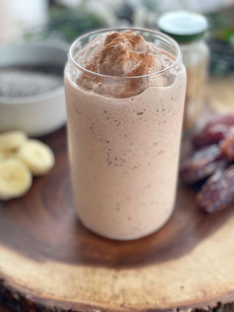 Smoothie Recipes With Dates, Date Protein Smoothie, Date Smoothies For Labor, Dates Smoothie Recipes, Pregnancy Smoothie Recipes 2nd Trimester, Smoothie With Dates, Banana Date Smoothie, Date Smoothie Recipes, Pregnancy Smoothie Recipes