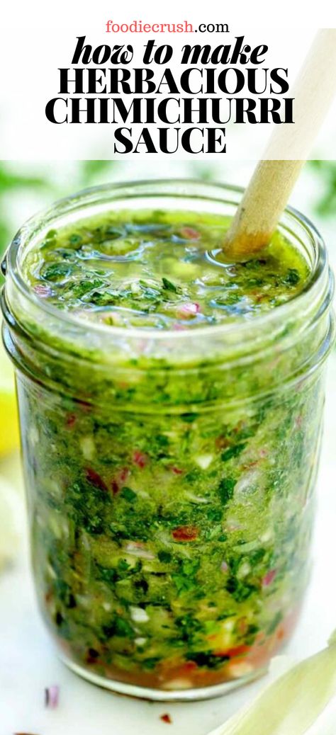 Best Chimichurri Sauce, Easy Chimichurri Sauce, Argentinian Chimichurri, Chimichurri Sauce Recipe, Parsley Recipes, Cilantro Salsa, Cilantro Recipes, Fish And Vegetables, Chimichurri Recipe