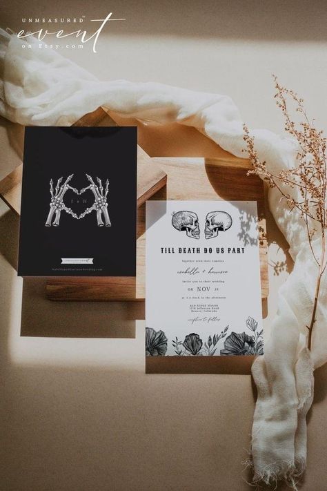 Skeleton Wedding, Halloween Bridal Showers, Dark Wedding Theme, Bachelorette Weekend Invitations, Edgy Wedding, Skull Wedding, Goth Wedding, Dark Wedding, Invitation Baby Shower