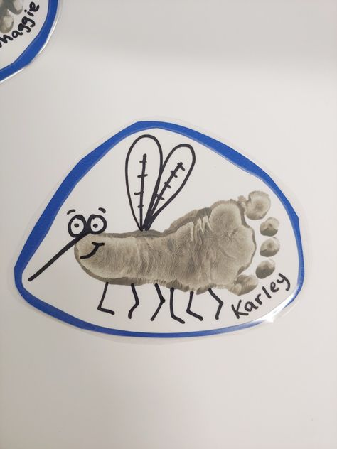 Handprint Bug Crafts, Infant Insect Art, Bugs Footprint Art, Infant Bug Crafts, Insect Handprint Craft, Handprint Insects, Camping Art Projects For Infants, Infant Bug Art, Toddler Insect Crafts