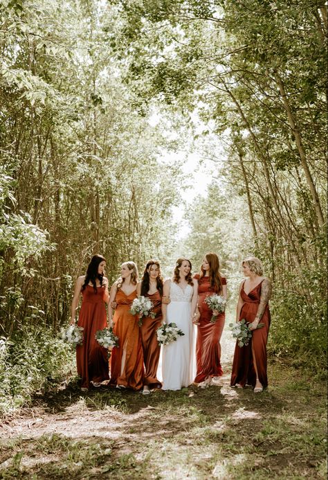 Rust Coloured Bridesmaid Dress, Rustic Bridesmaids Dresses, Rust Colored Bridesmaid Dresses, Mix And Match Bridesmaids, Rustic Bridesmaid Dresses, Rustic Bridesmaids, Fall Colours, Rustic Colors, Wedding Fall