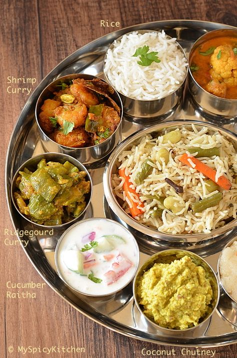 Simple Telugu Bhojanam ~ Telugu Thali from Telangana - is a spread of everyday meal from South Indian state of Telangana.  #TelanganaThali #TeluguMeal #MySpicyKitchen Indian Thali, Veg Curry, Flavored Rice, Veg Dishes, Indian Kitchen, India Food, South Indian Food, Lunch Menu, Indian Food Recipes Vegetarian