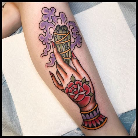 Tatto Unique, Traditional Tattoo Inspiration, Crystal Tattoo, Lavender Tattoo, Key Tattoos, Gold Tattoo, Black Girls With Tattoos, Spooky Tattoos, Old School Tattoo Designs