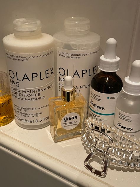 Opalex Hair Oil, Olaplex Aesthetic, Olaplex Hair Oil, Olaplex Oil, Selfcare Night, Gisou Hair Oil, Getting Ready Aesthetic, Gisou Hair, Ready Aesthetic