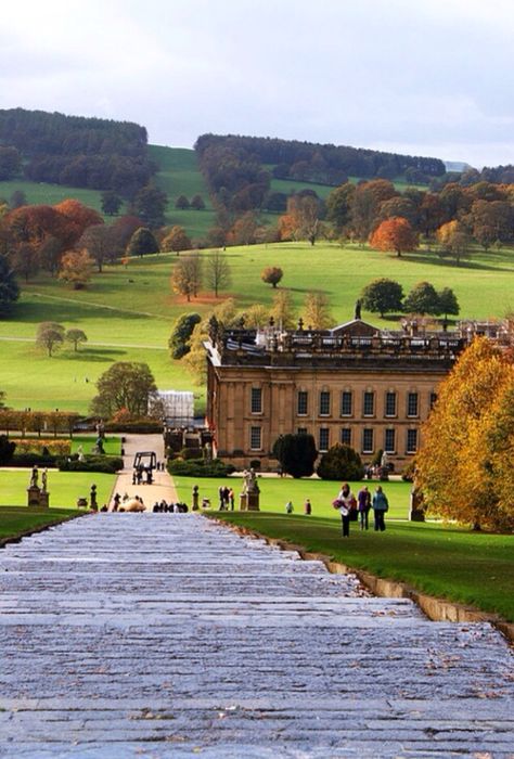 Chatsworth House (Pemberley), Derbyshire, England House England, Derbyshire England, Kentish Town, Chatsworth House, Manor Houses, England And Scotland, English Countryside, England Travel, British Isles