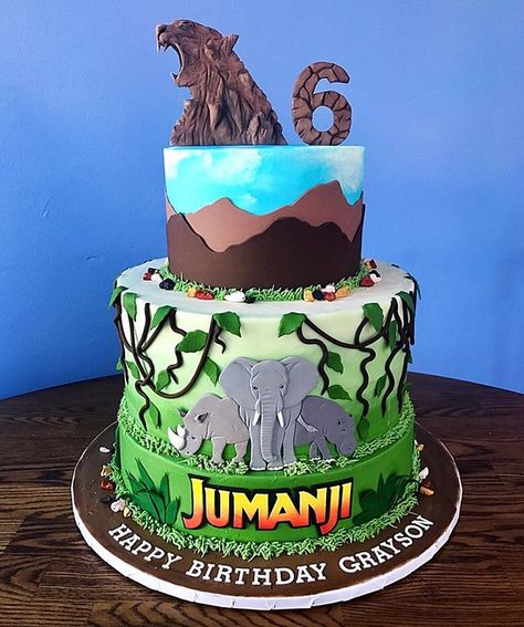 Jumanji Cake, Jumanji Birthday Party, Jumanji Party, Film Cake, Toy Story Party Decorations, Jungle Birthday Party, Jungle Cake, Bday Party Theme, 9th Birthday Parties