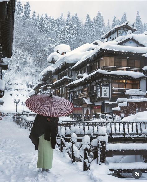 Japan Winter Aesthetic, Ginzan Onsen, Snow In Japan, Winter In Japan, Beautiful Places In Japan, Japan Winter, Japanese Festival, Japan Life, Japan Travel Guide