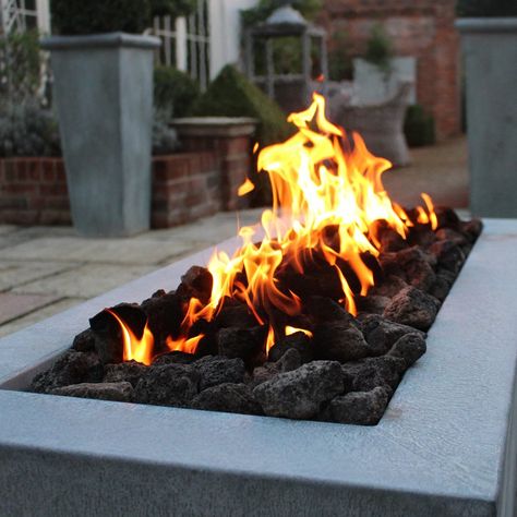 Rectangular Zinc Fire Pit Backyard Decks, Gas Fire Pits, Zinc Planters, Portable Fire Pits, Table Outdoor, Wood Burning Fires, Decks Backyard, Gas Fire, Fire Table