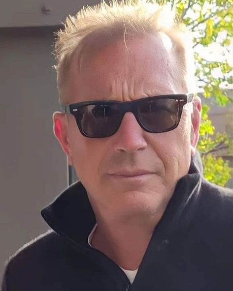 Kevin Costner Recent Picture, Kevin Costner Picture, Kevin Costner Selfie 2023, Kelvin Costner Pictures, Kelvin Costner 2023, Kelvin Costner Selfie, Kevin Costner Selfie, Kevin Costner Yellowstone, Surround Yourself With Good People